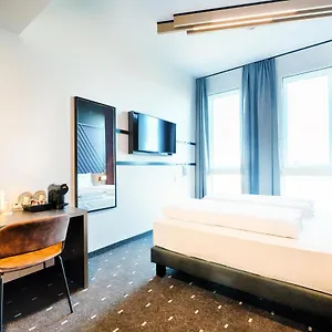 Nuernberg-west 3* Norimberk